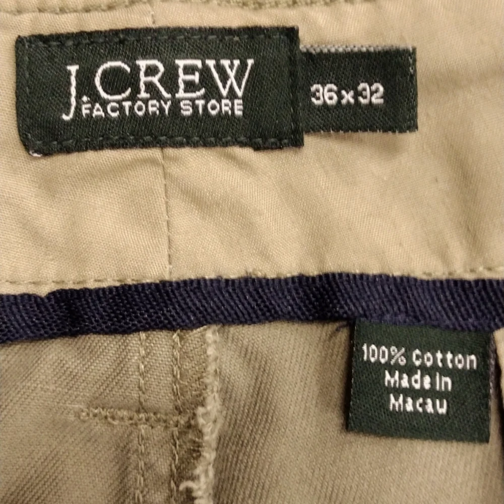 J Crew 36x32 button fly cargo pants